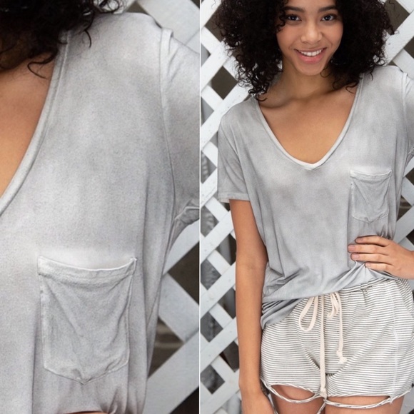 NEW! Light Gray V-Neck Basic Pocket Tee - Picture 3 of 7